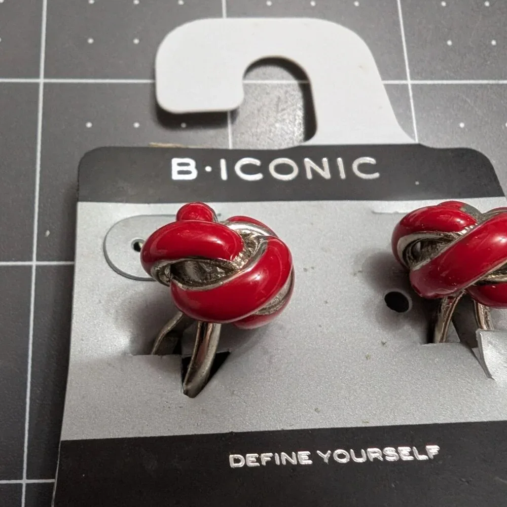 B Iconic cuff links  metal red enamel cluster silver tone jacket‎ vtg geometric